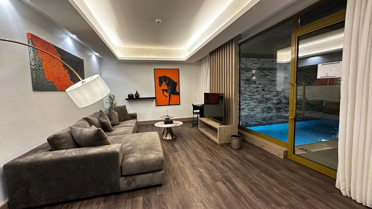 ديلوكس سويت